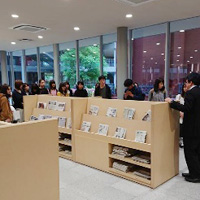 図書館ツアー